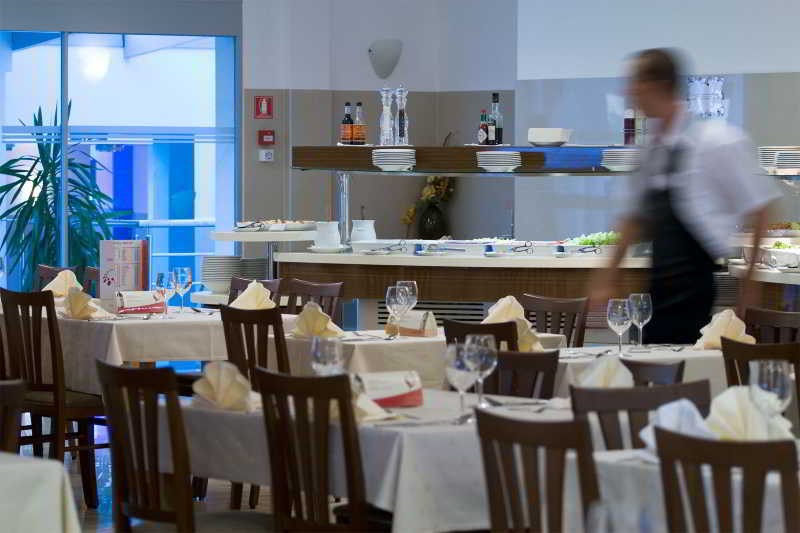 Hotel Quercus ドルヴェニク エクステリア 写真