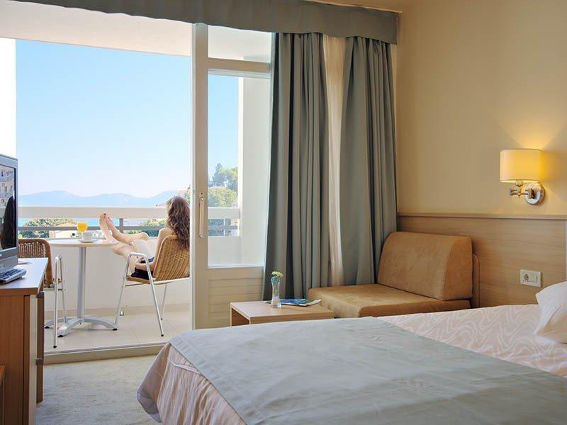 Hotel Quercus ドルヴェニク エクステリア 写真